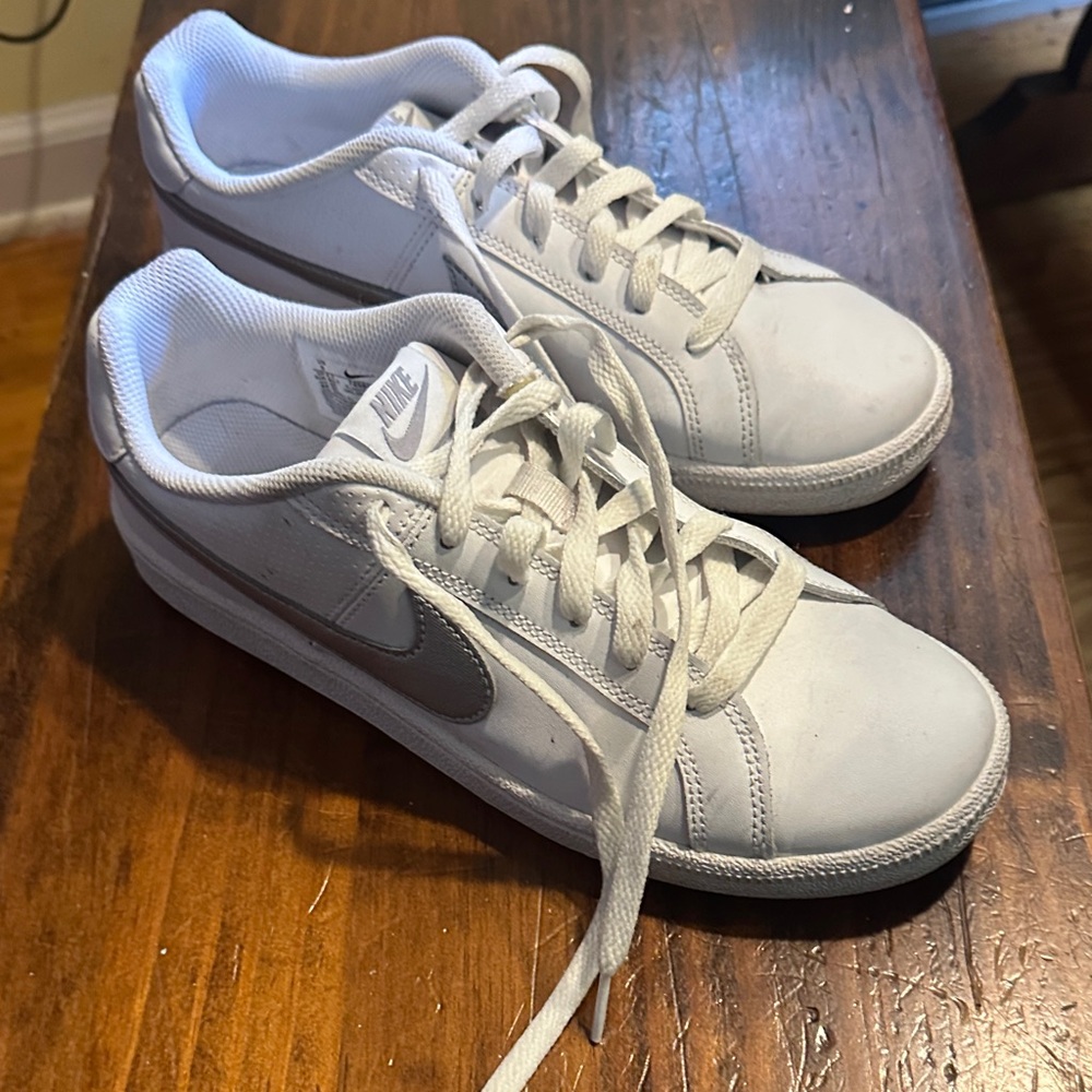 Nike White and Gray Casual Sneakers
